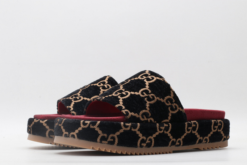 GUCCI WOMEN