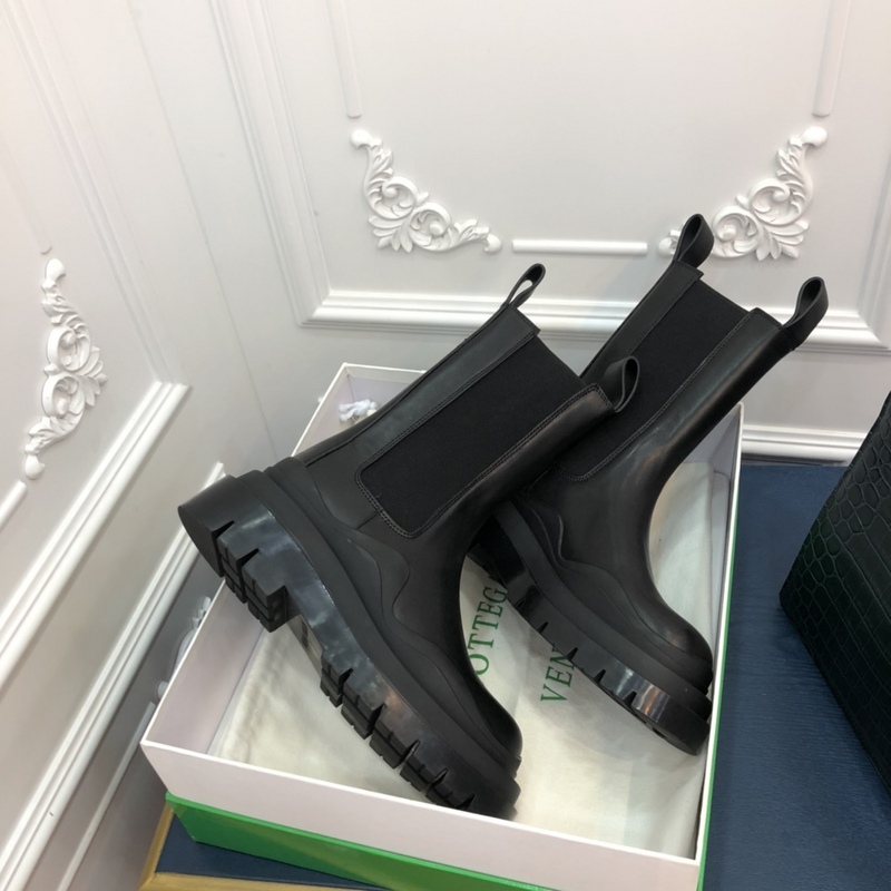 b0tte*a Ven*ta tire leather ankle boots