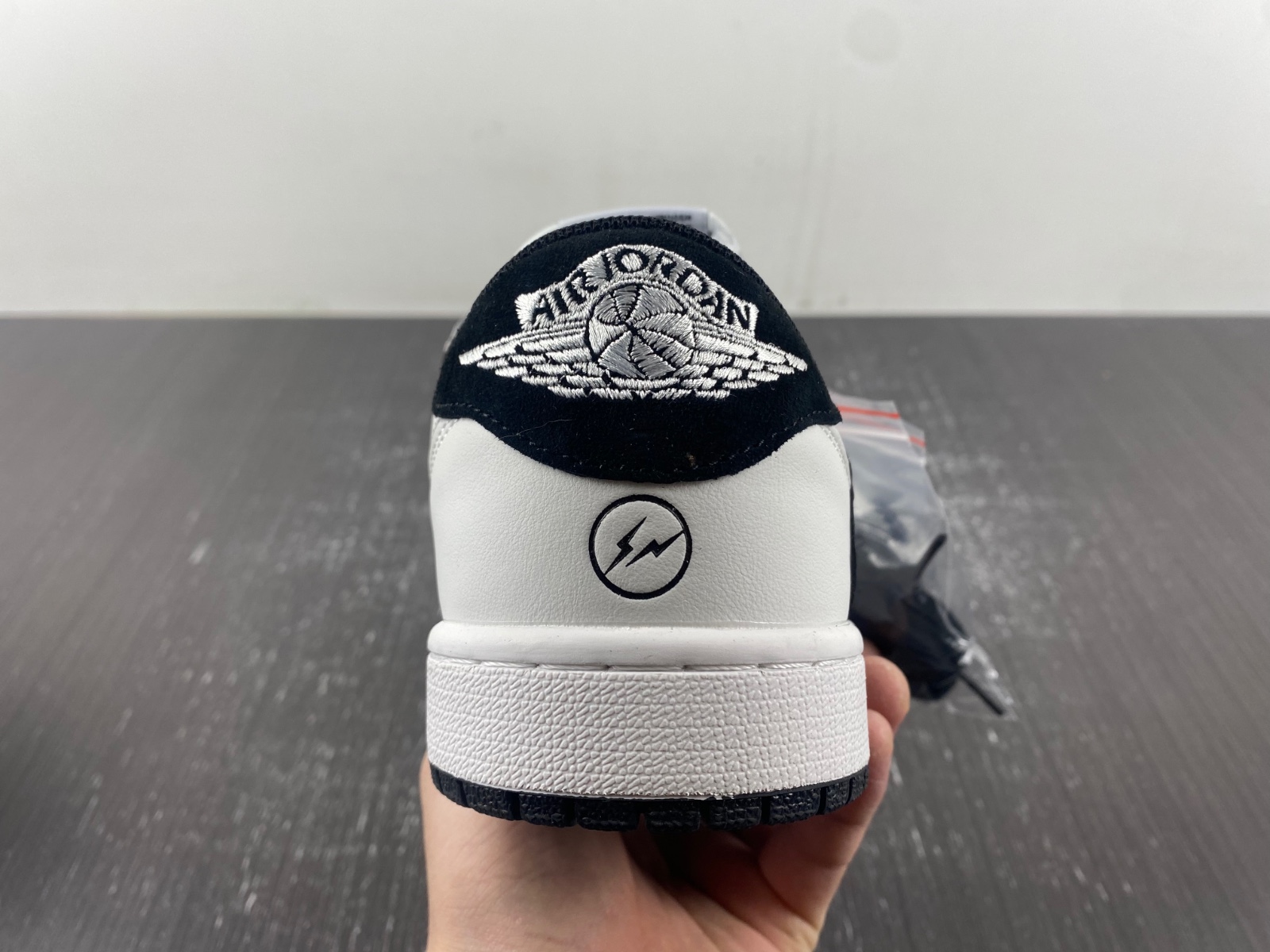 OFF-WHITE x Travis Scott x Air Jordan 1 custom