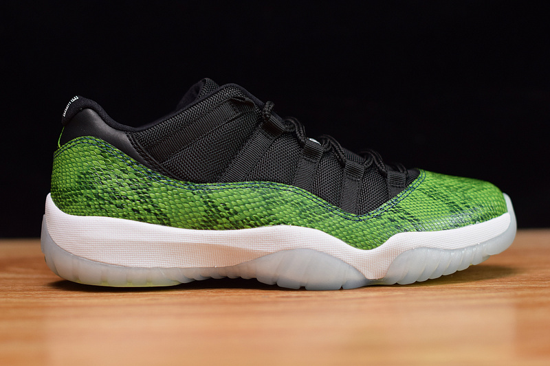 Air Jordan 11 Retro Low 