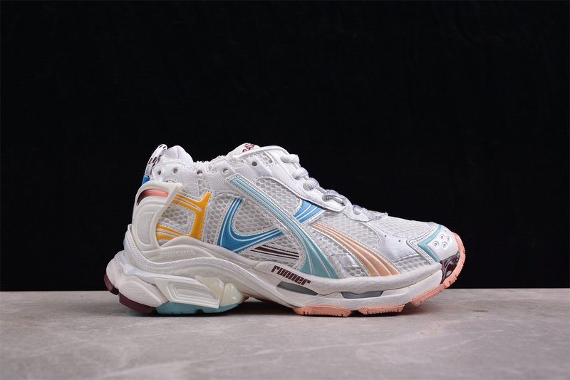 Balenciaga Runner Sneaker