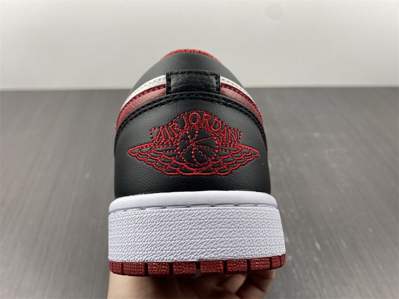 Air Jordan 1 Low
