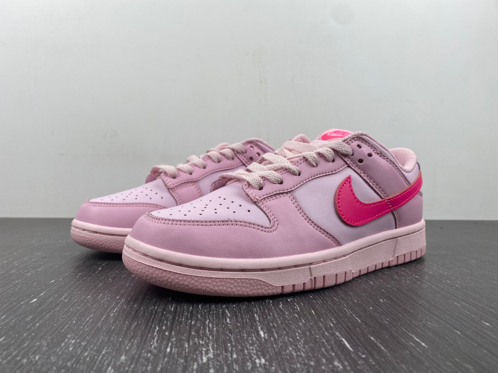 Nike SB Dunk Low PS 'Triple Pink' DH9756-600