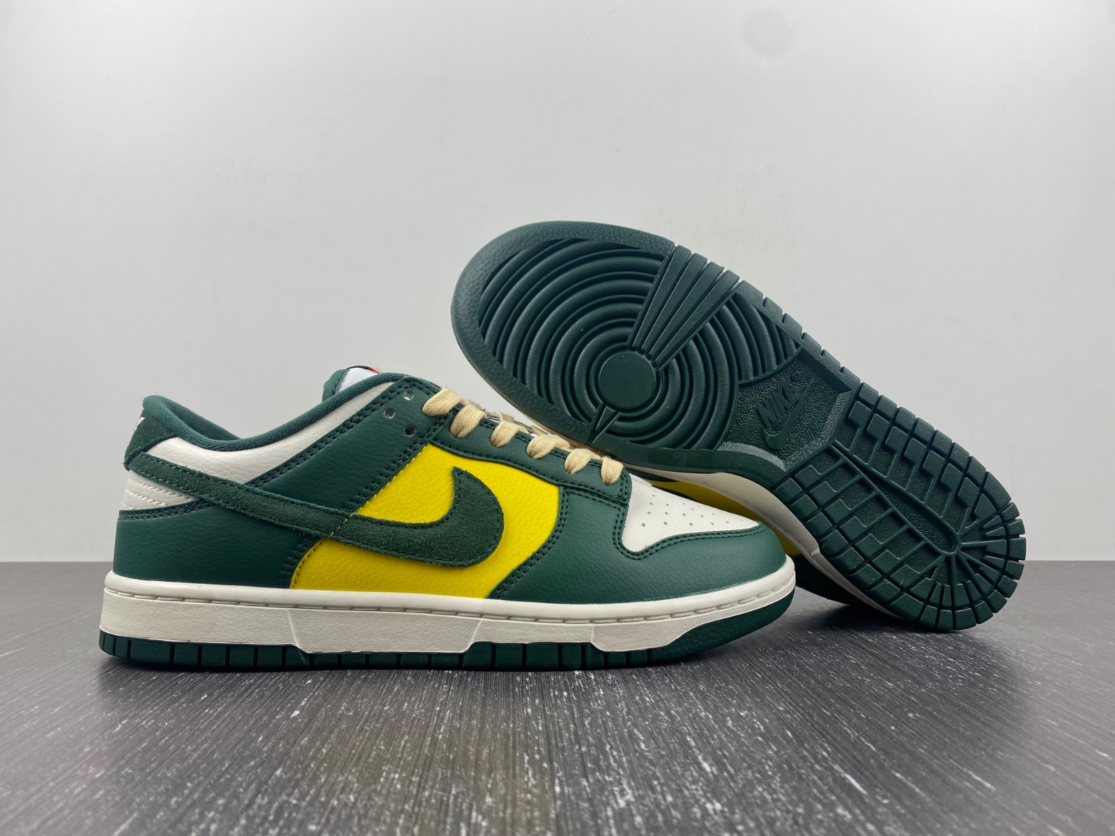 Nike Dunk Low Noble Green FD0350-133 FD0350-133