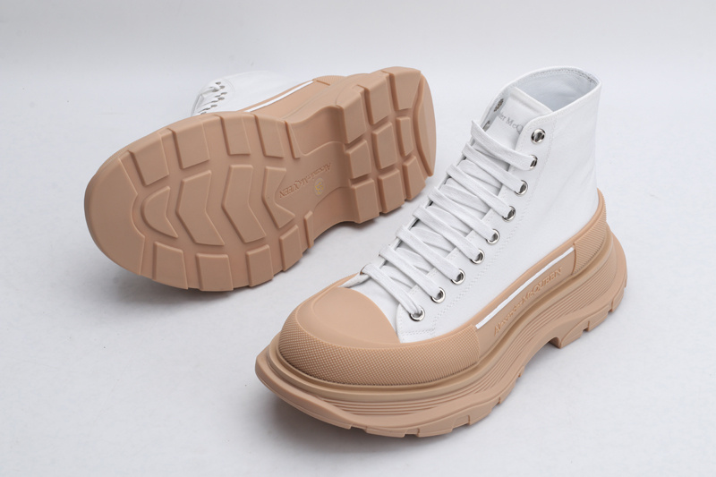 Mcqueen Tread Slick