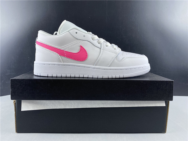 Air Jordan 1 Low 