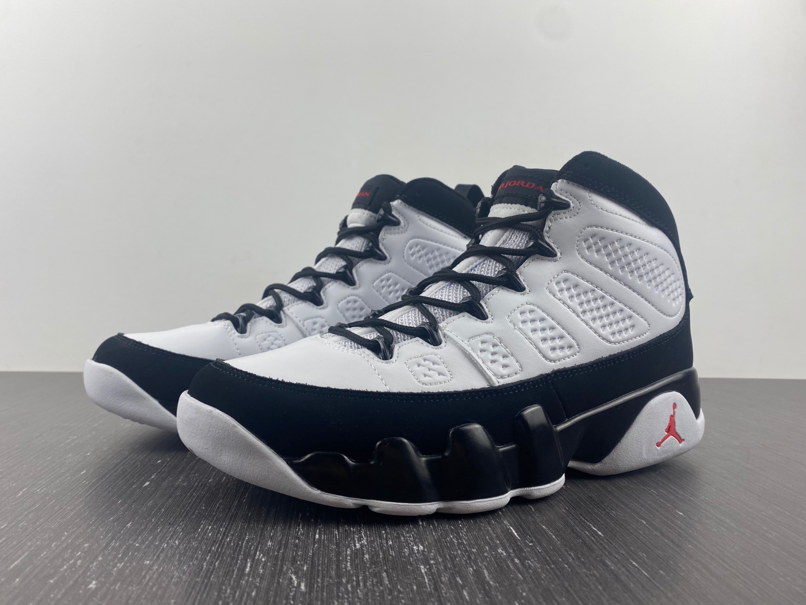 Air Jordan 9 Retro OG 'Space Jam' 2016 302370-112