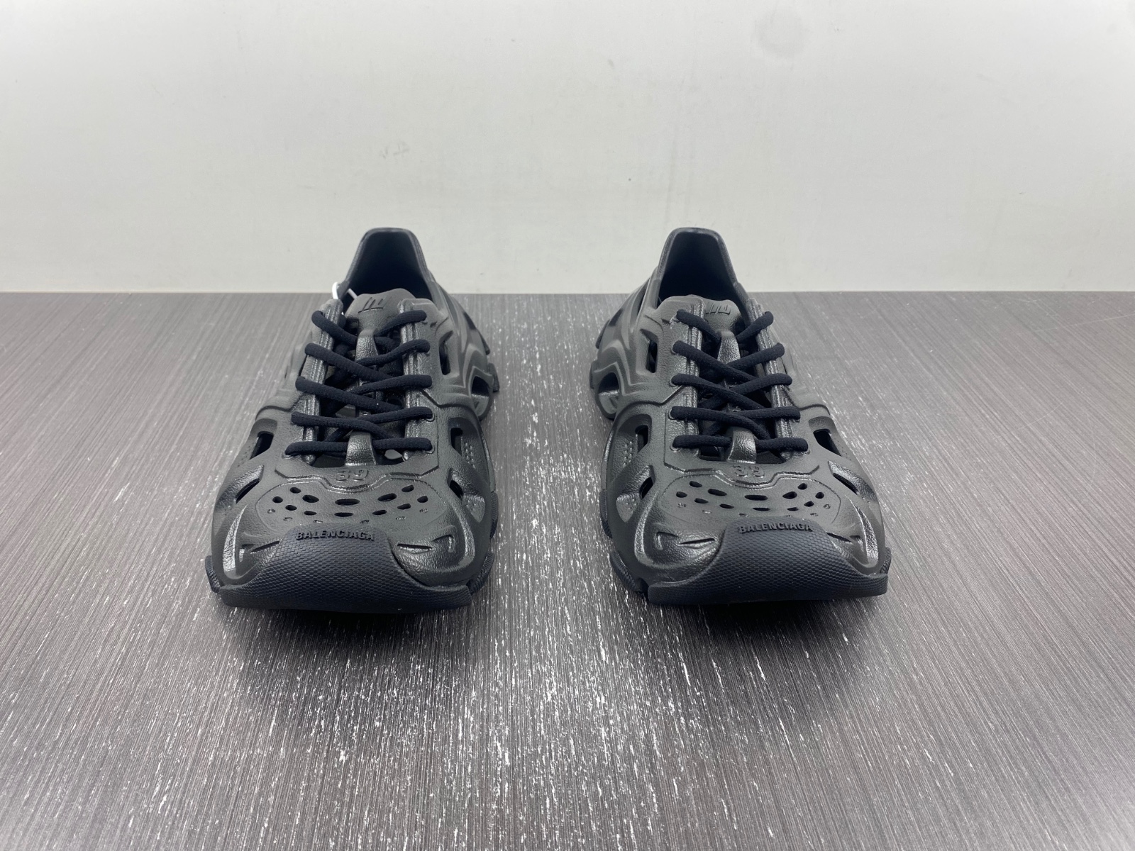 BLC* HD Lace-Up Sneaker