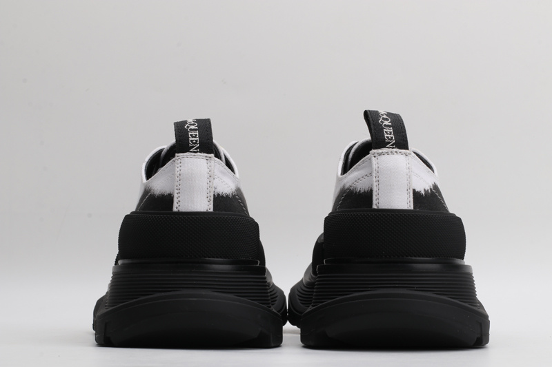 Mcqueen Tread Slick