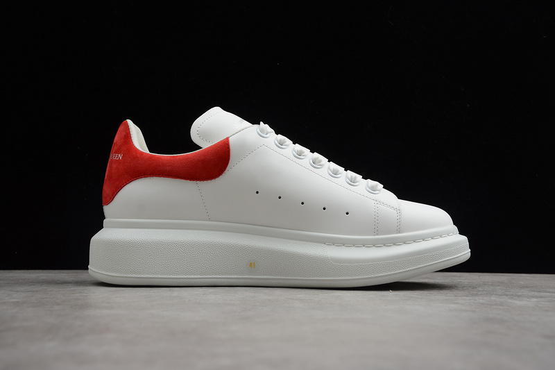MCQUEEN OVERSIZED SNEAKER