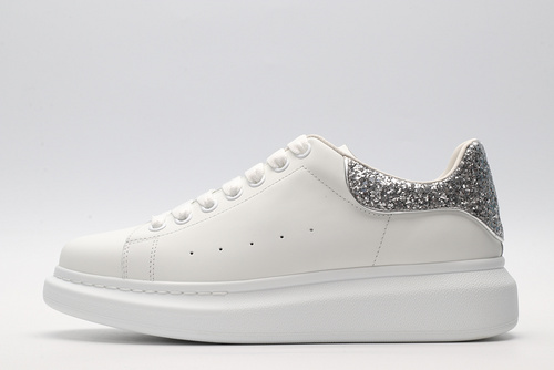 MCQUEEN OVERSIZED SNEAKER