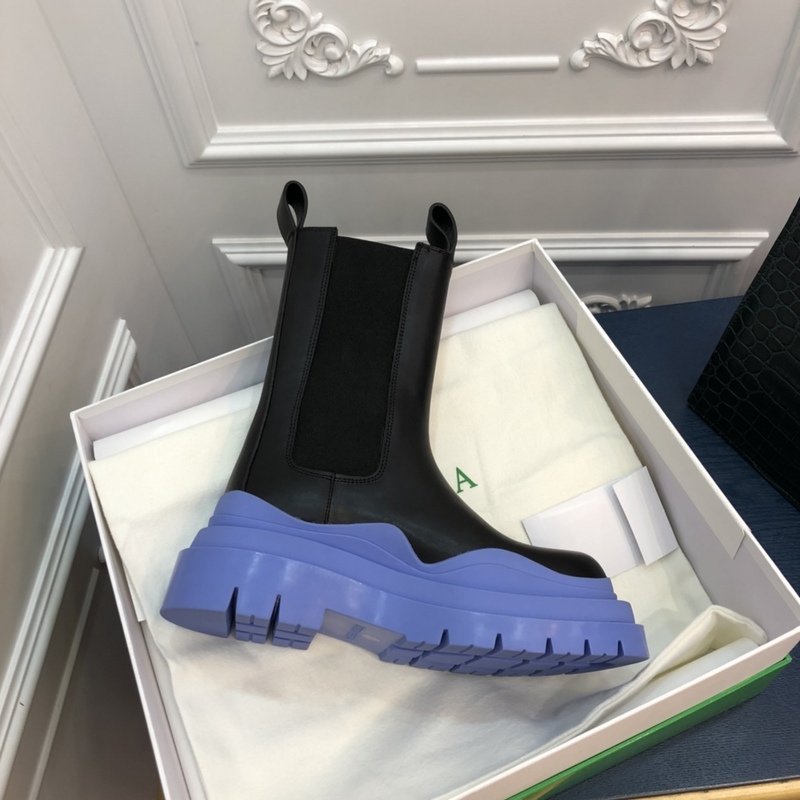 b0tte*a Ven*ta tire leather ankle boots