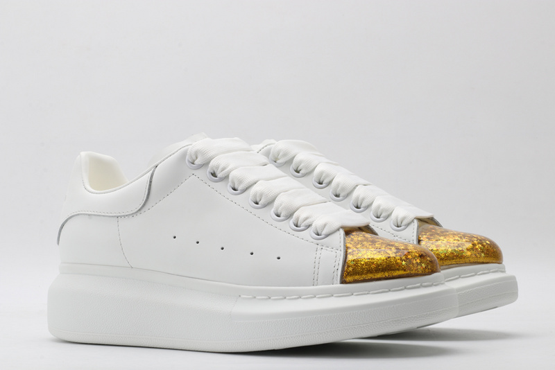MCQUEEN OVERSIZED SNEAKER