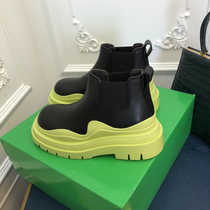 b0tte*a Ven*ta tire leather ankle boots