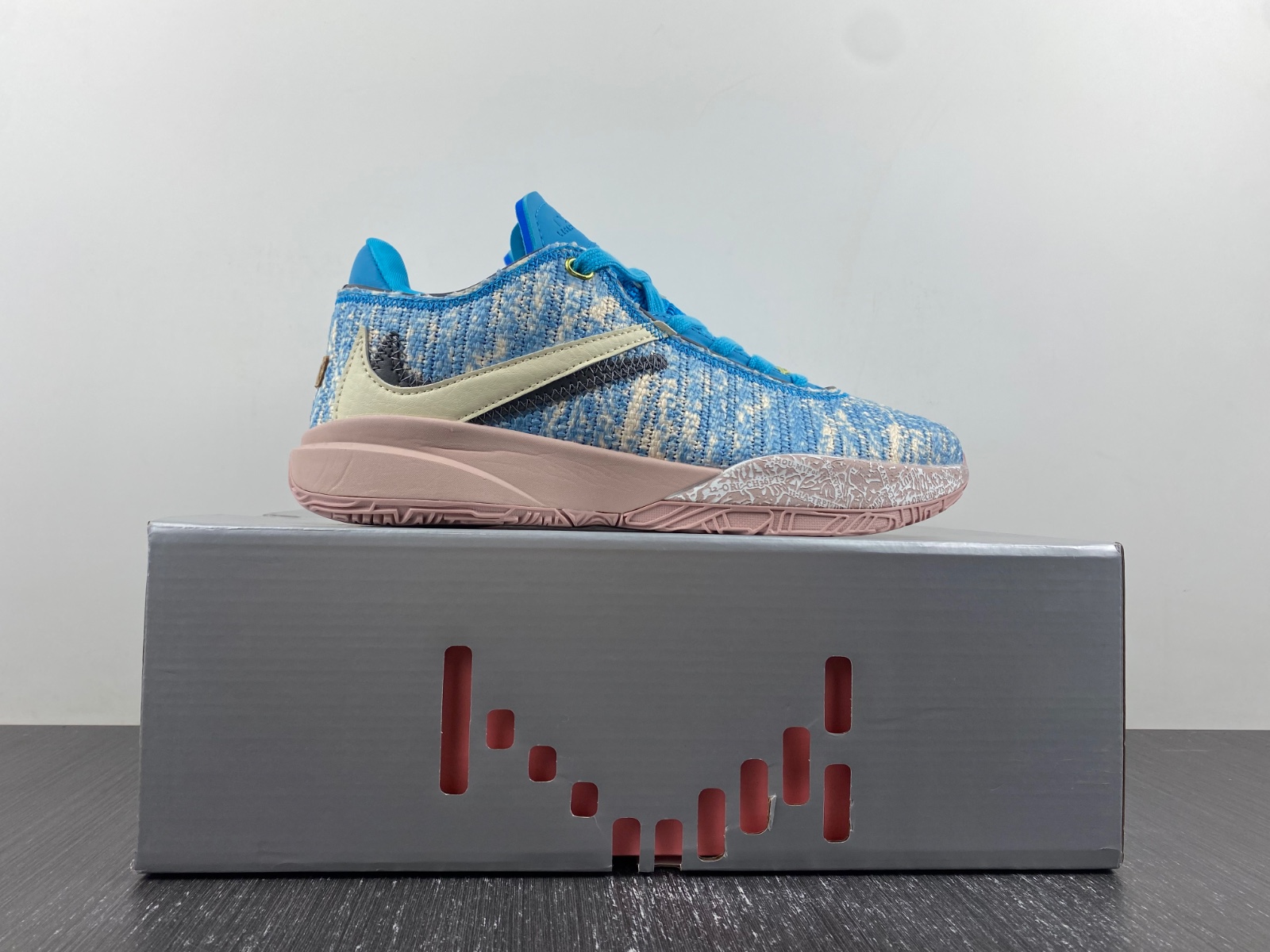 Nike LeBron 20 "All-Star" DV1191-400