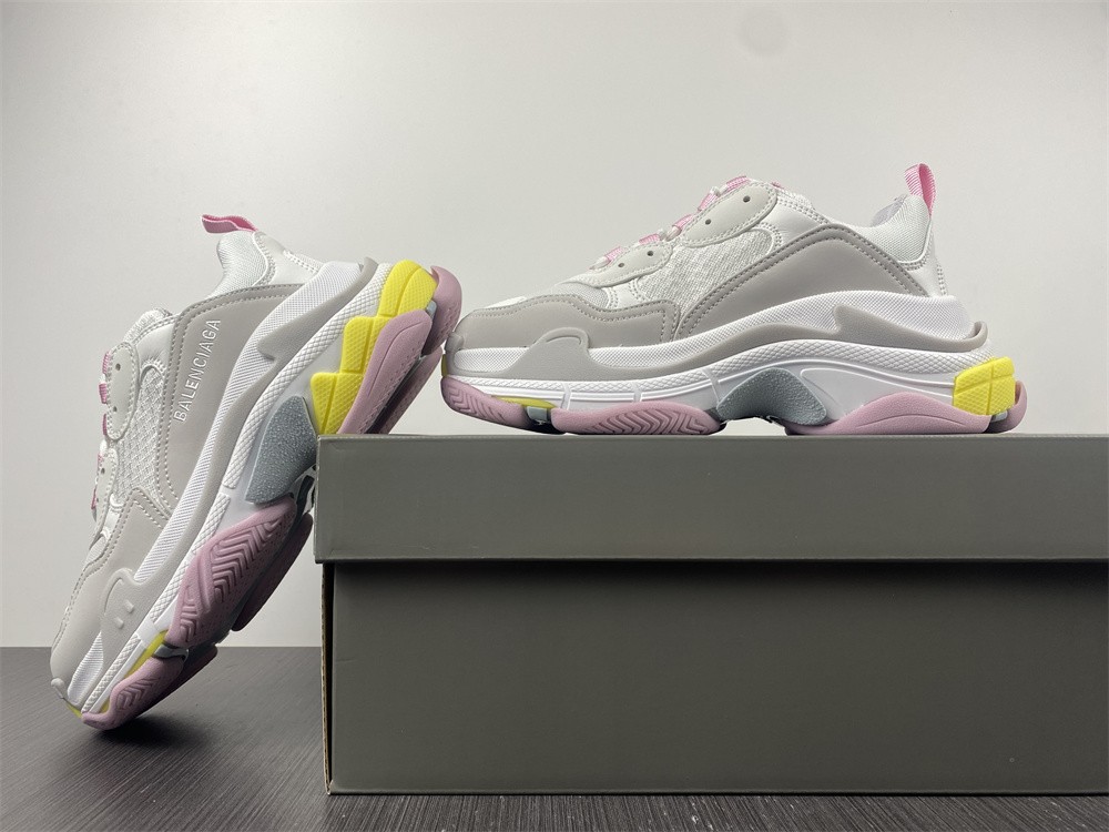 Balenciaga TRIPLE S TRAINER