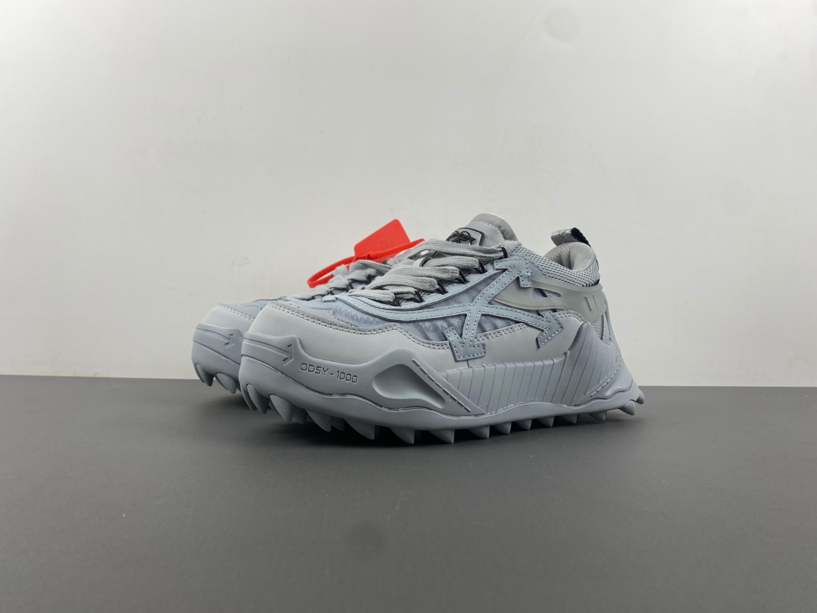 OW C/O​ ODSY-1000 SNEAKERS