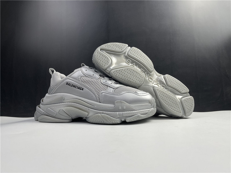Balenciaga TRIPLE S TRAINER