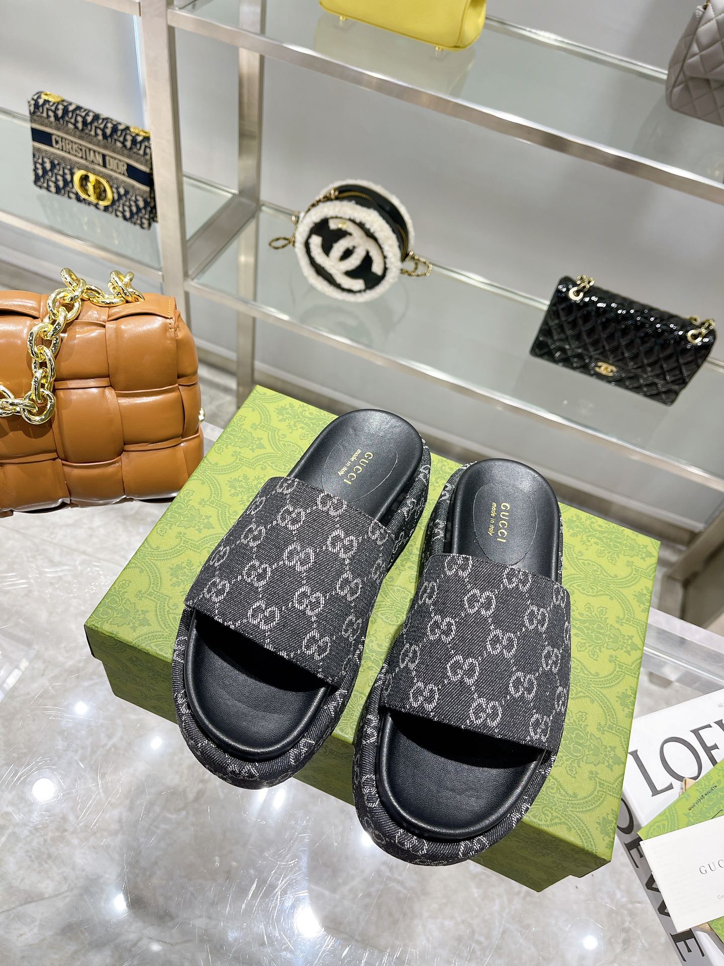 GUCCI WOMEN
