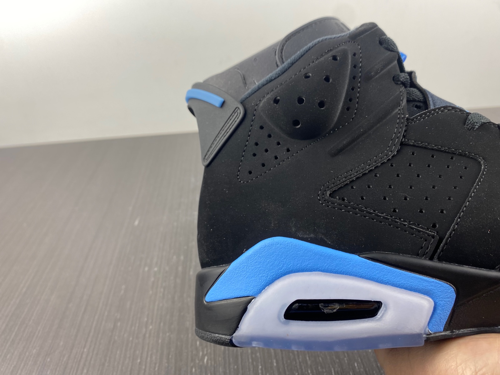 Air Jordan 6 Retro 