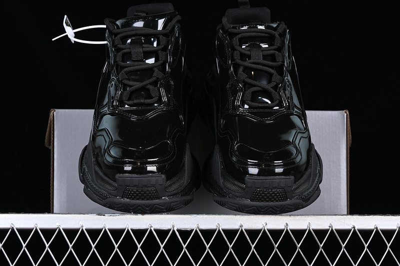 Balenciaga TRIPLE S TRAINER