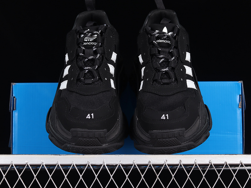 Balenciaga TRIPLE S TRAINER