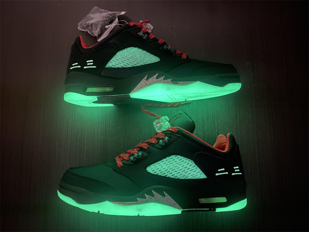 Air Jordan 5 Retro  Anthracite DM4640-036