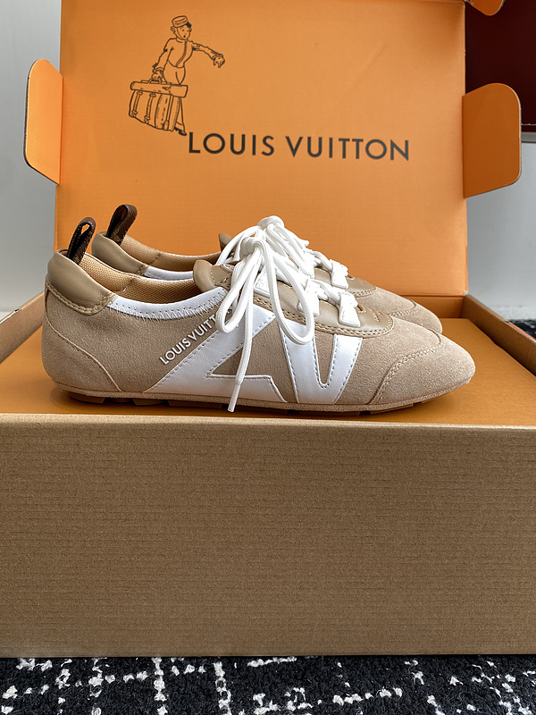 LV Sneakerina