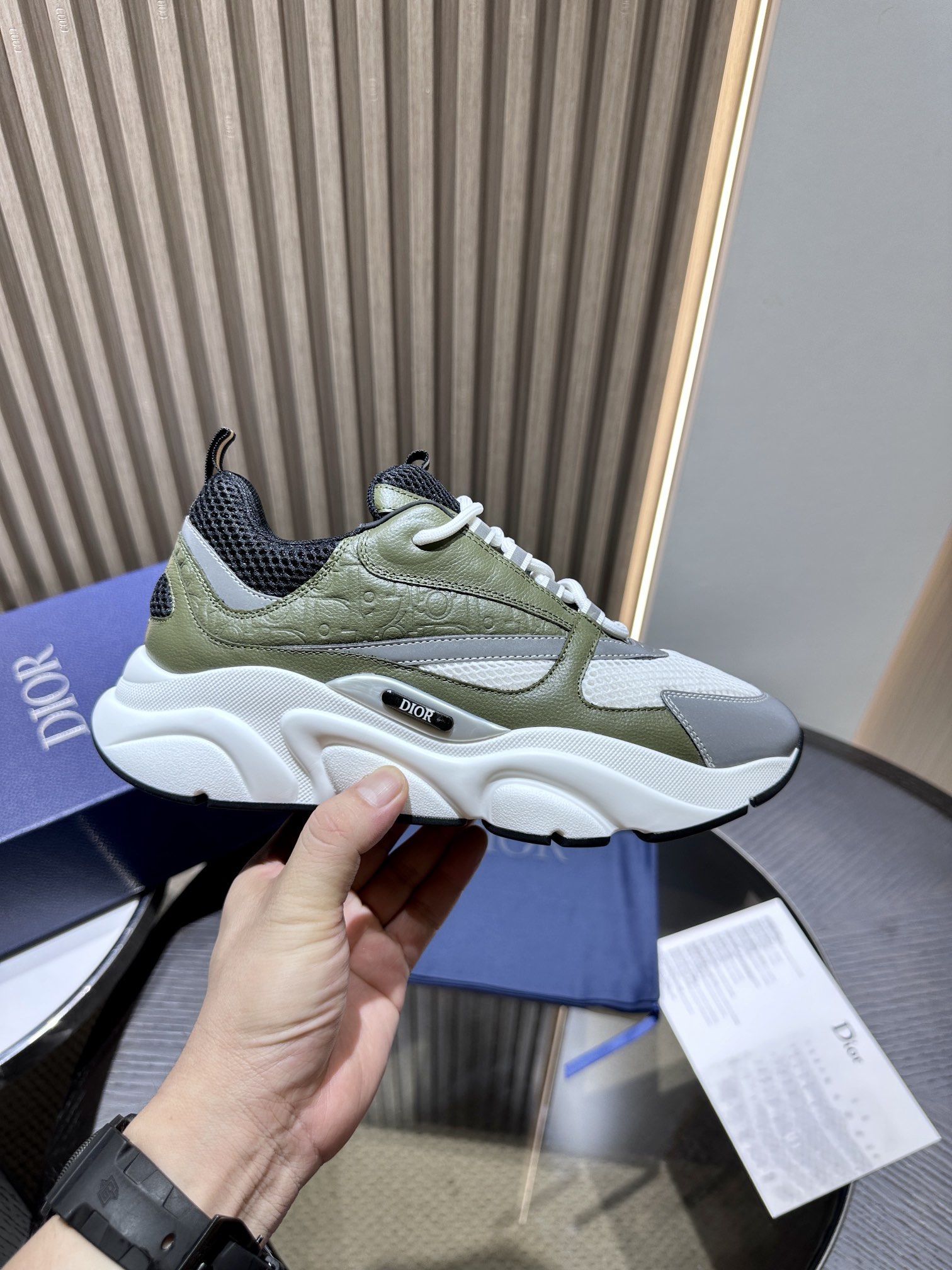 DIOR B22 SNEAKER