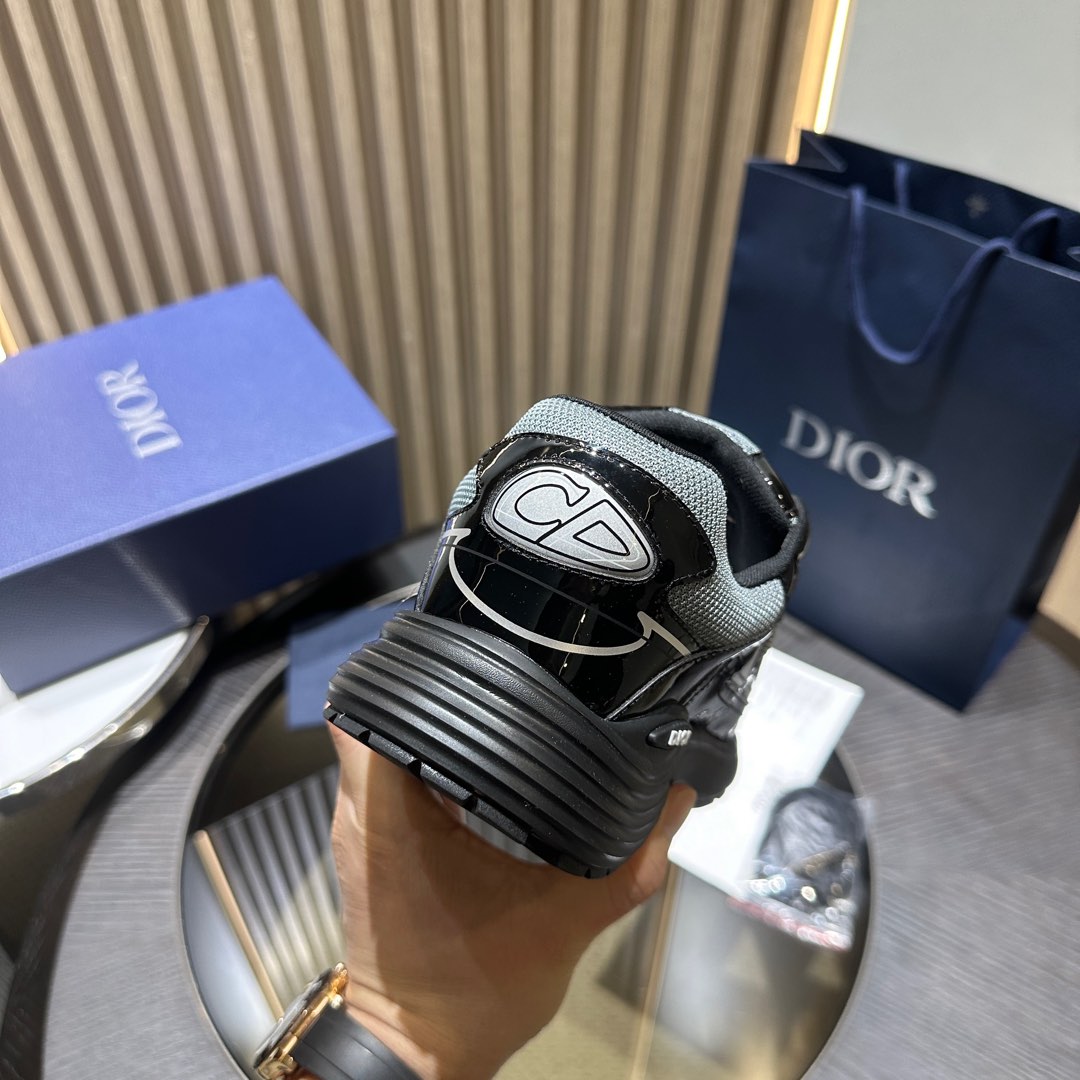 DIOR B30 SNEAKER