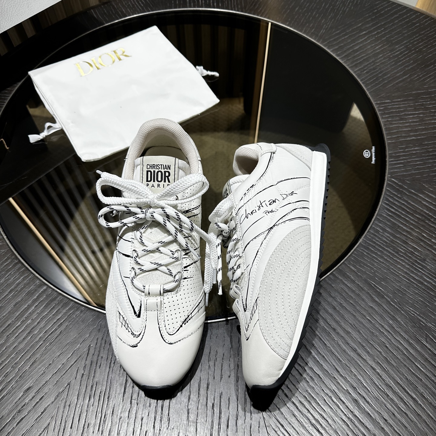 DIOR SNEAKER