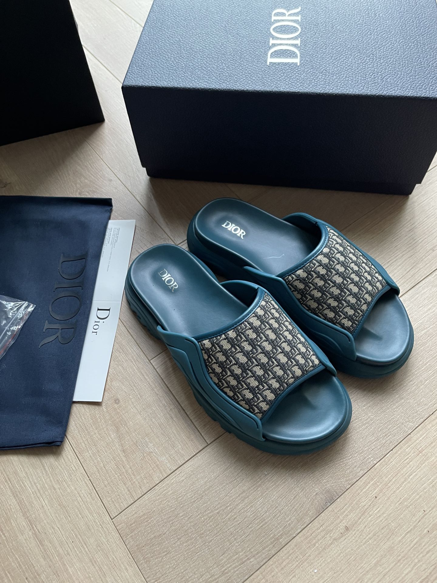 DIOR SANDAL