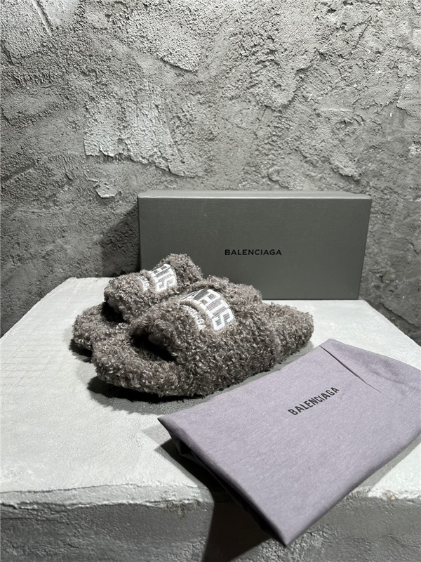 Balenciaga Furry Slide