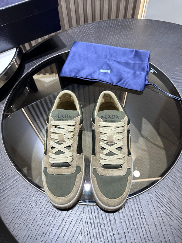 Prada Sneaker