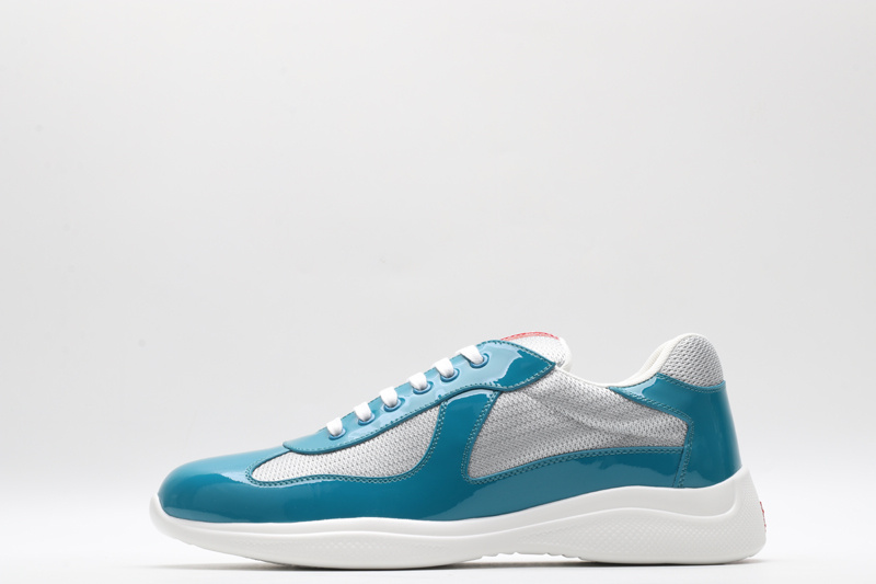 Prada* America