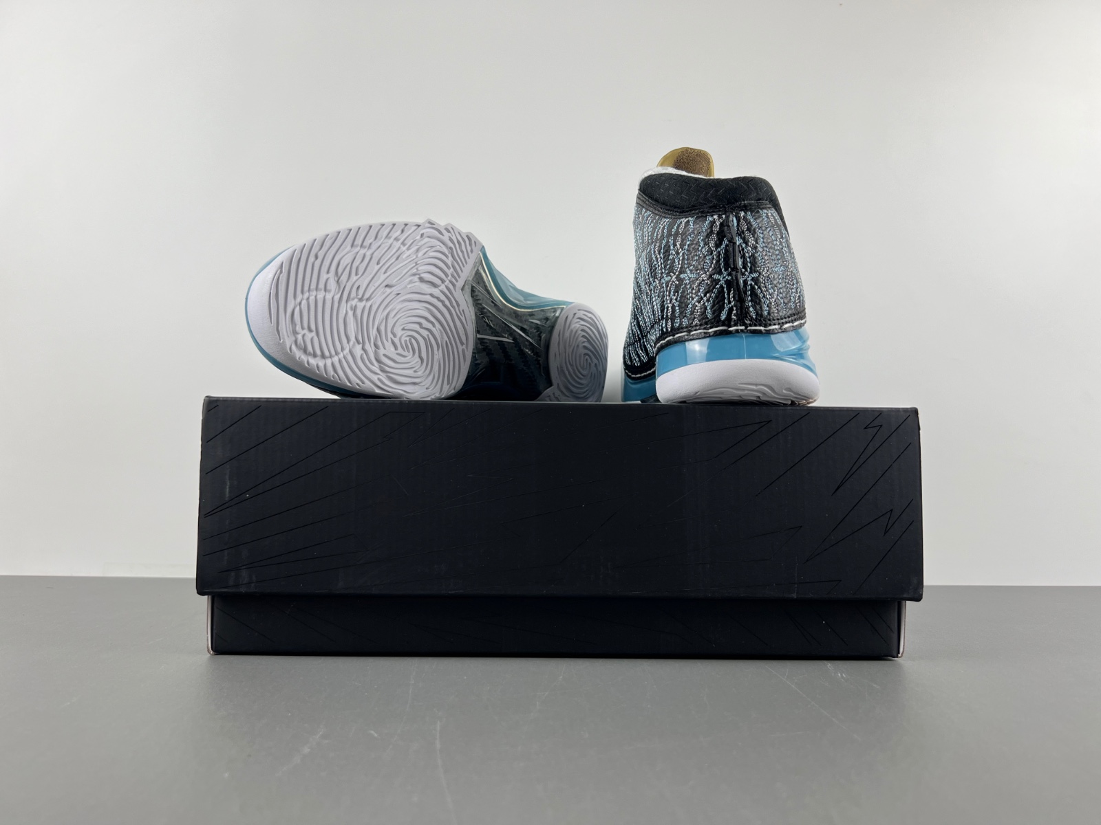 Air Jordan 23 