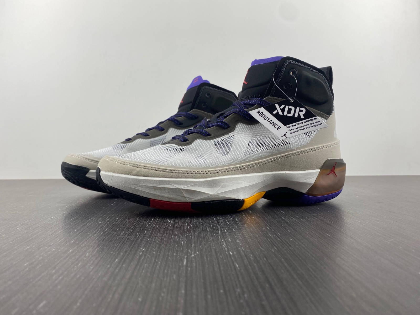 AIR JORDAN 37 'LIGHT BONE' SKU