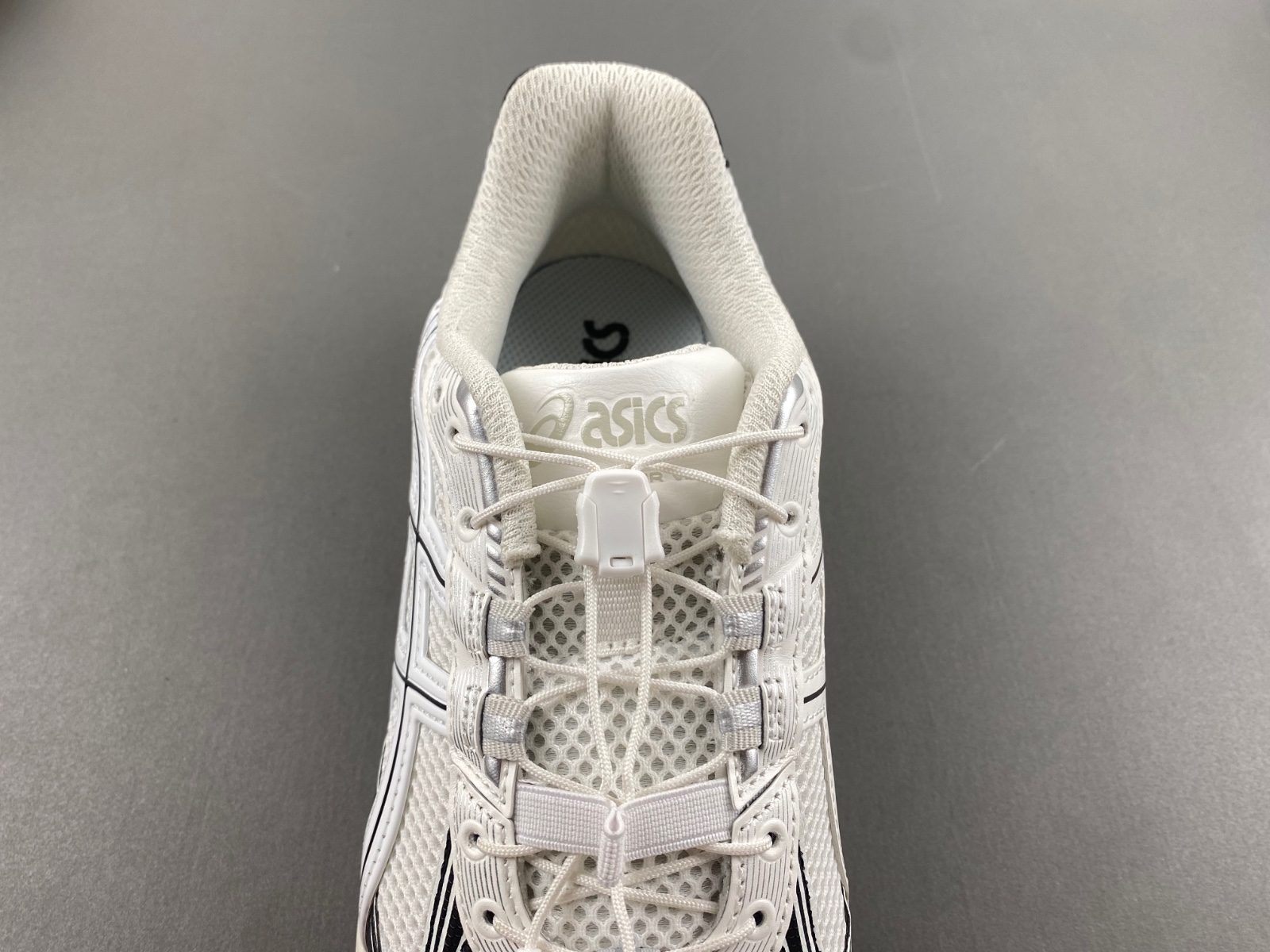 ASICS sneaker