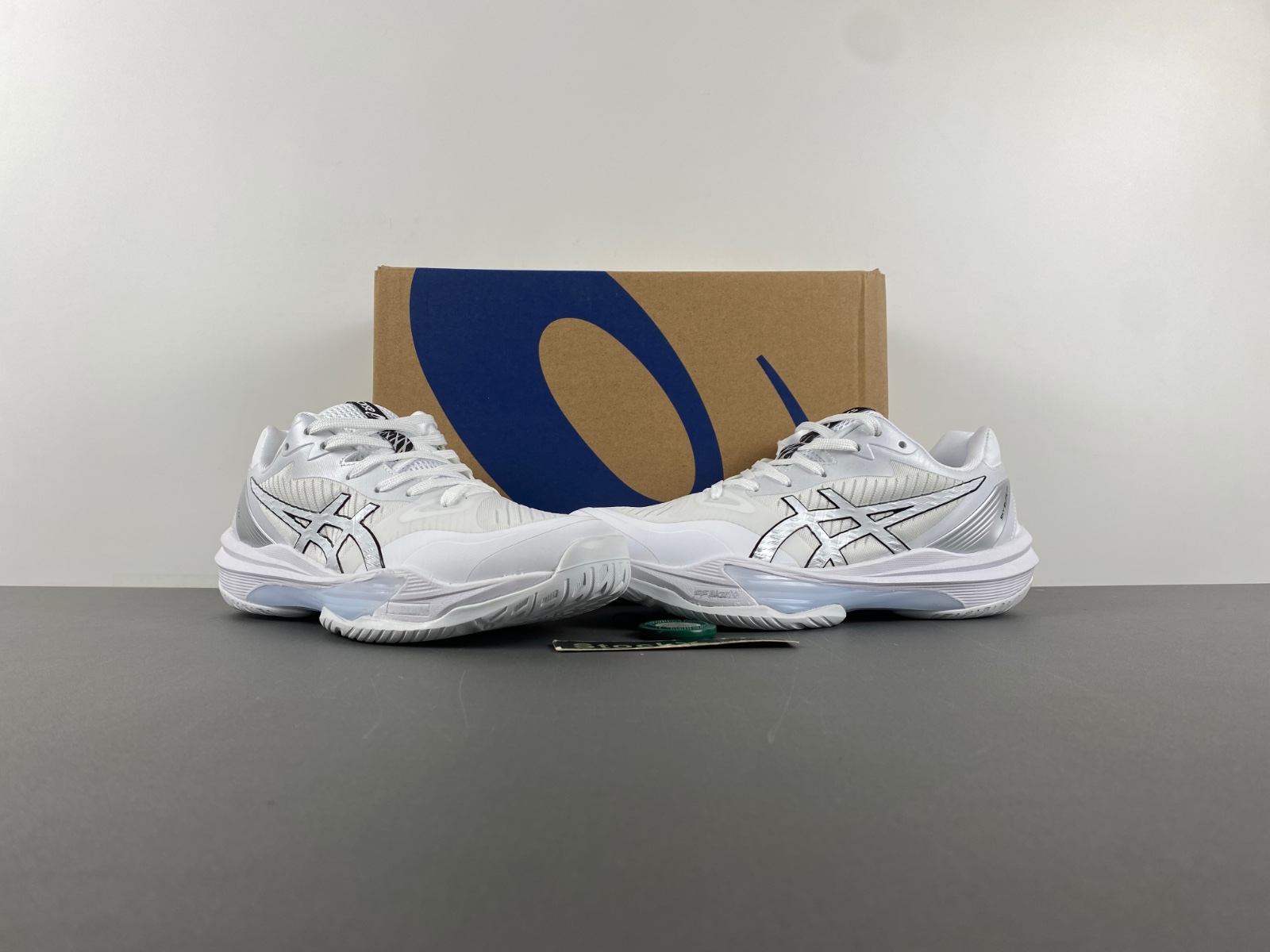 ASICS sneaker