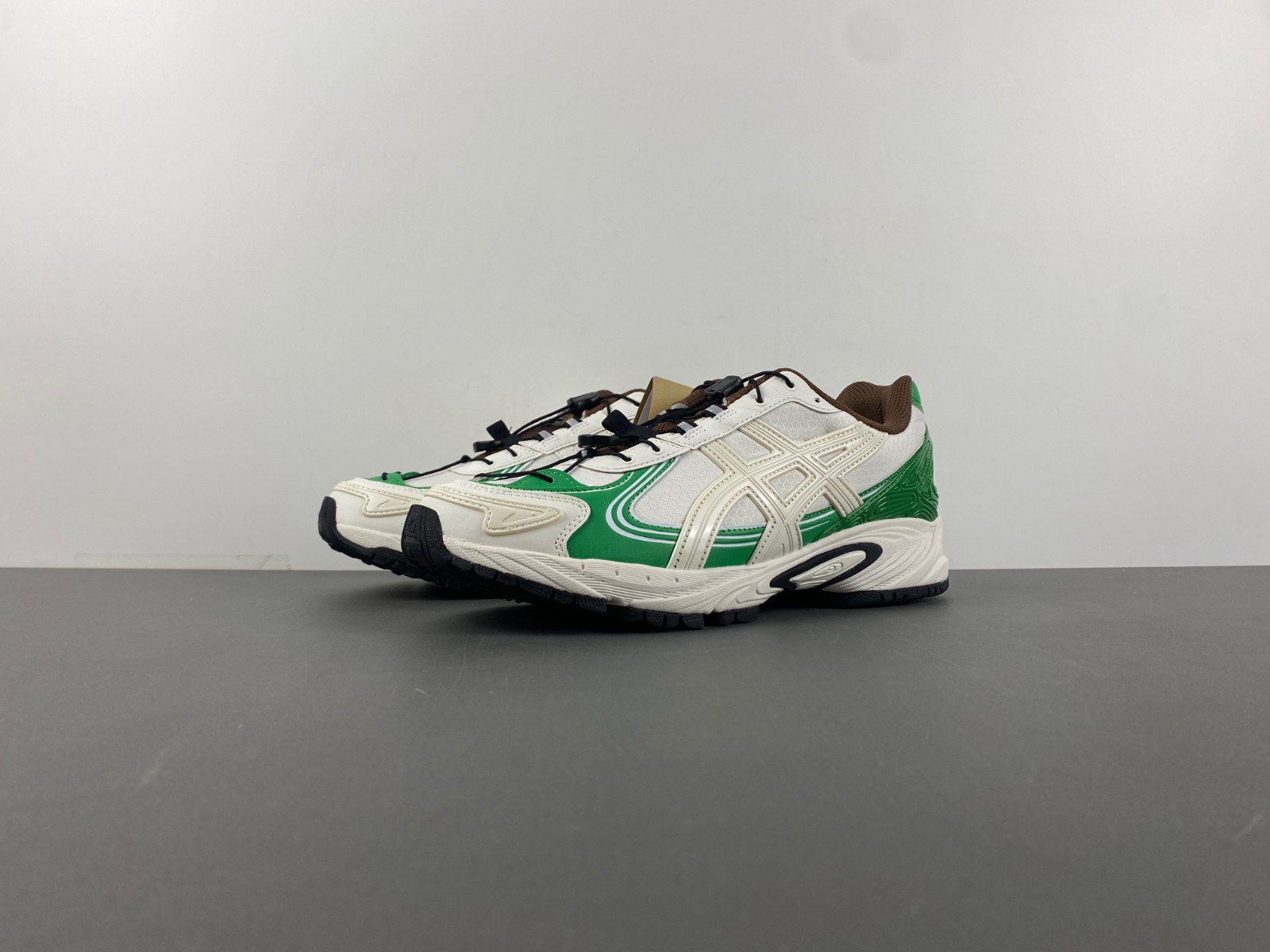 ASICS sneaker