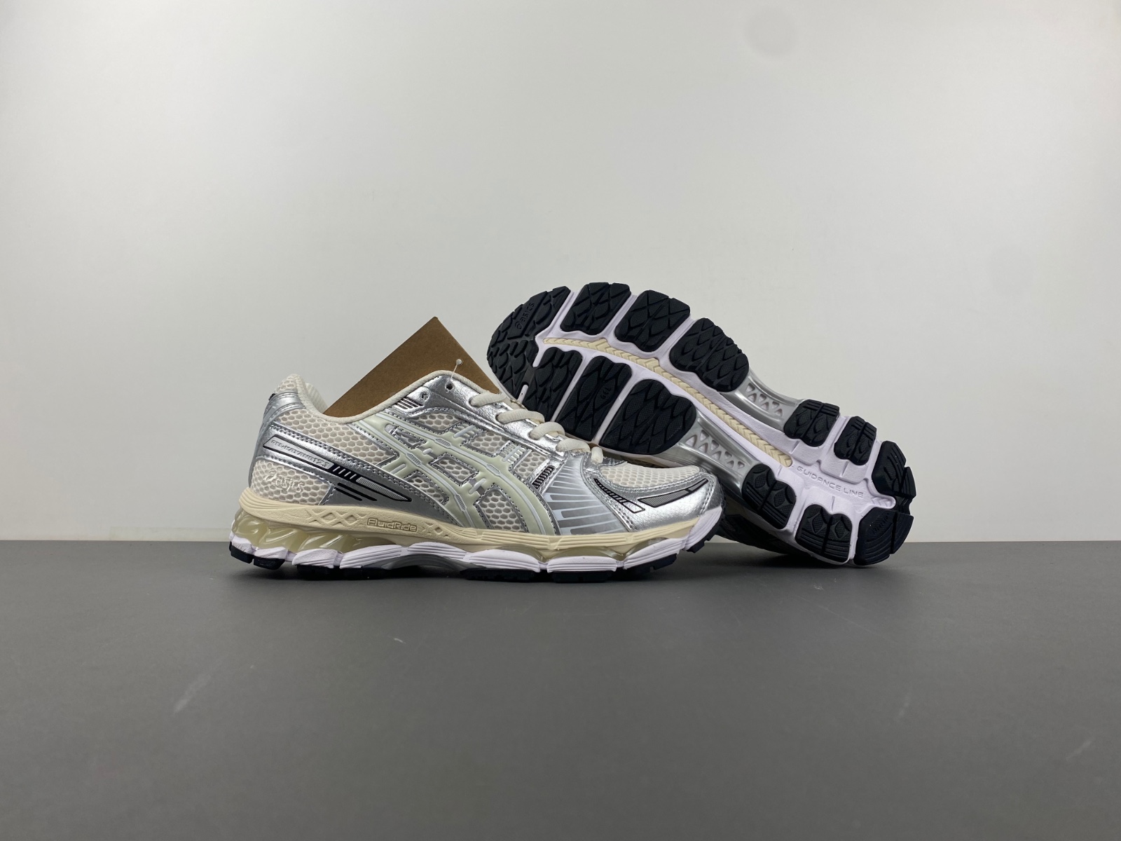 ASICS sneaker