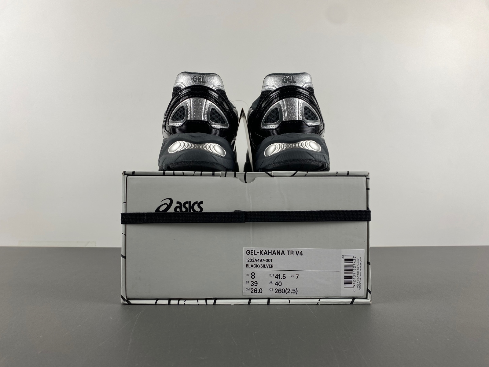 ASICS sneaker