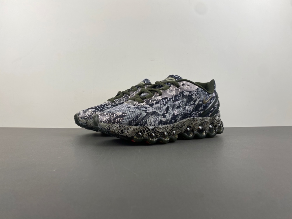 Nike Air Max DN 8