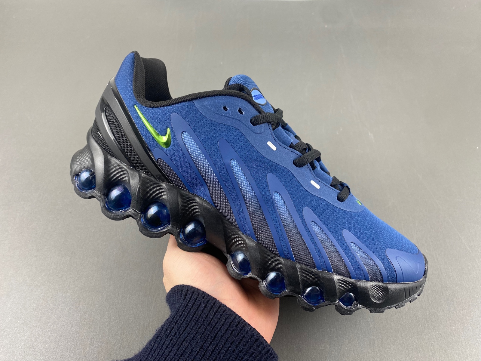 Nike Air Max DN 8