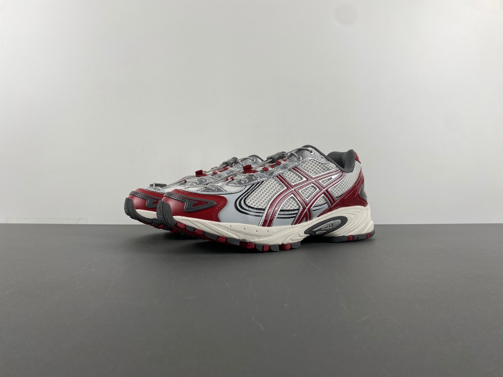 ASICS sneaker