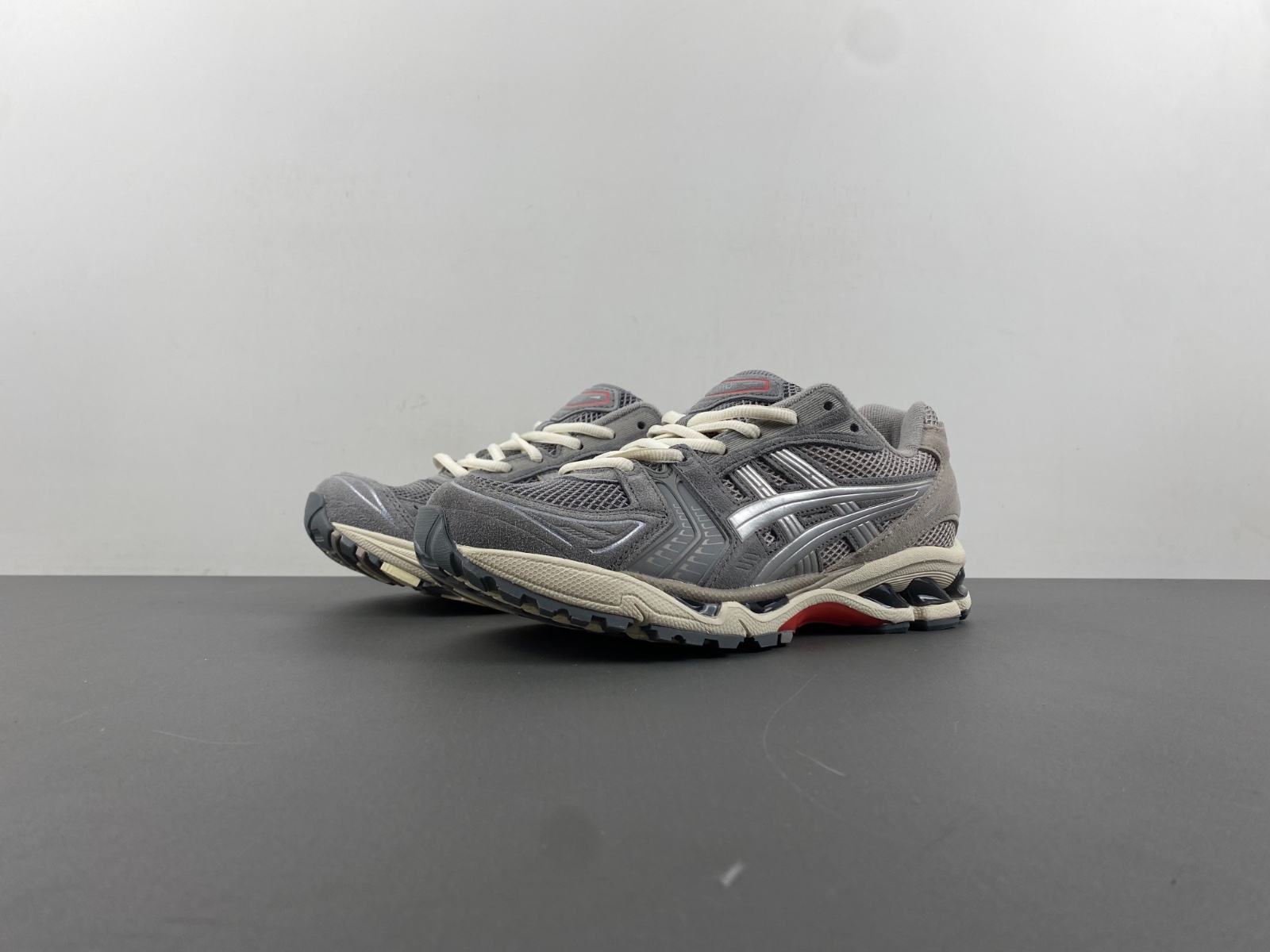 ASICS sneaker