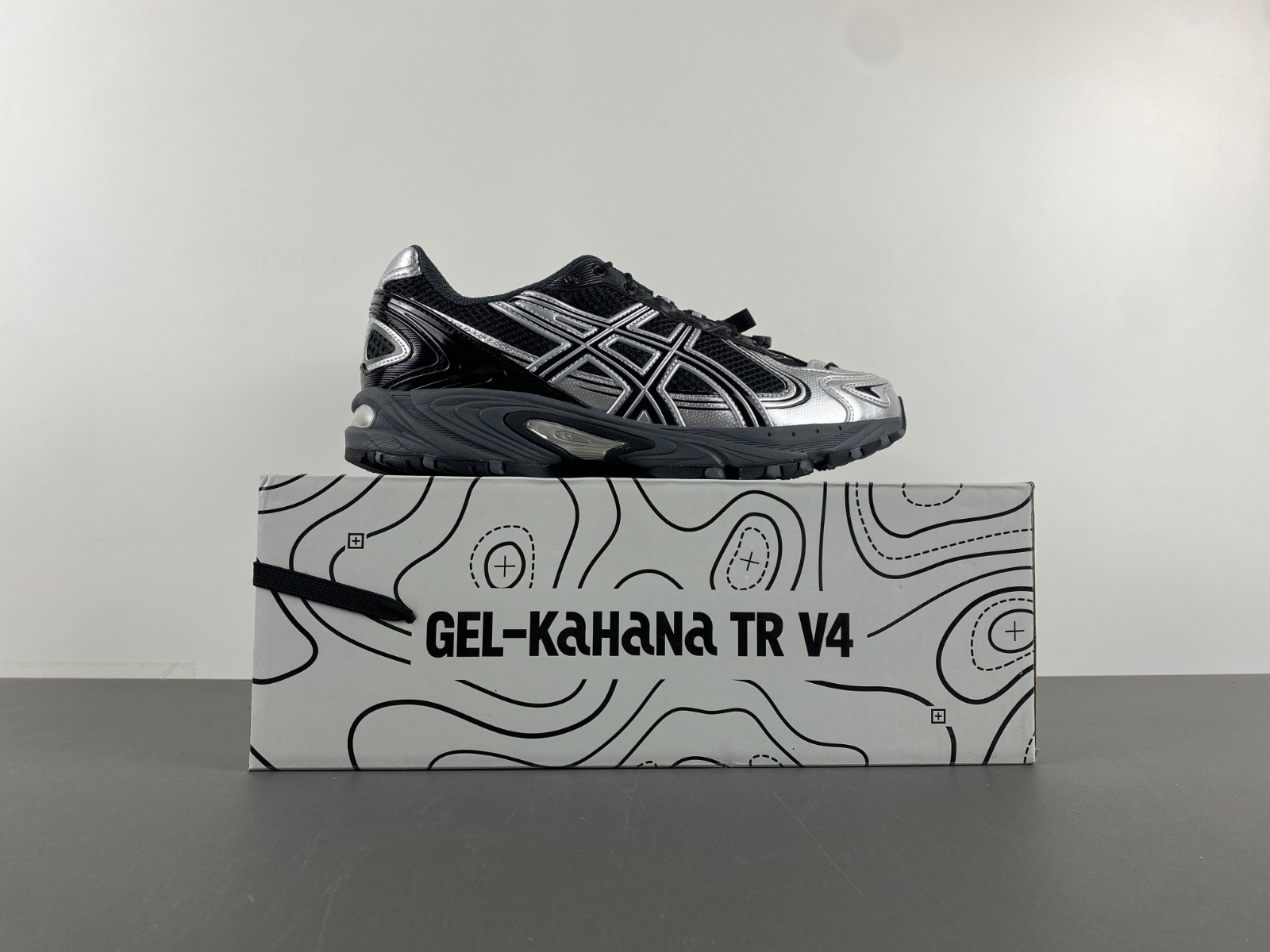 ASICS sneaker
