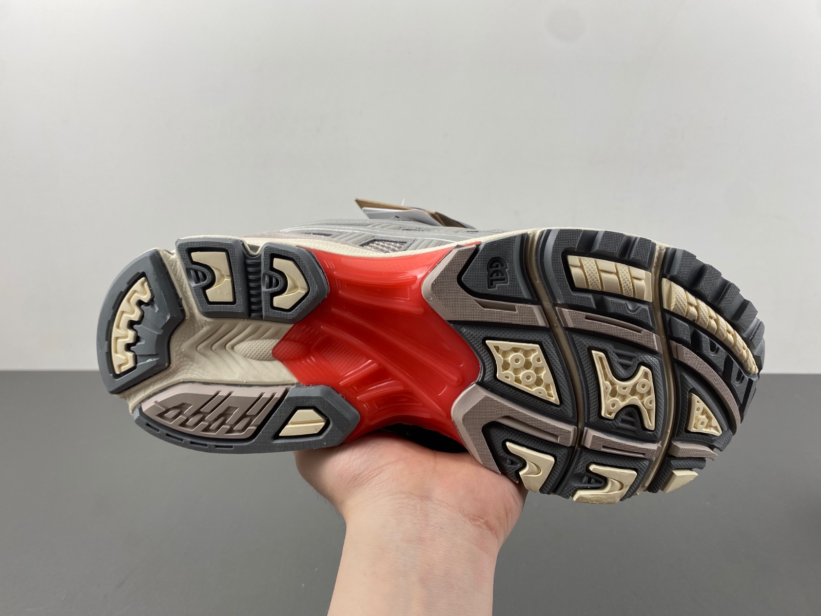 ASICS sneaker