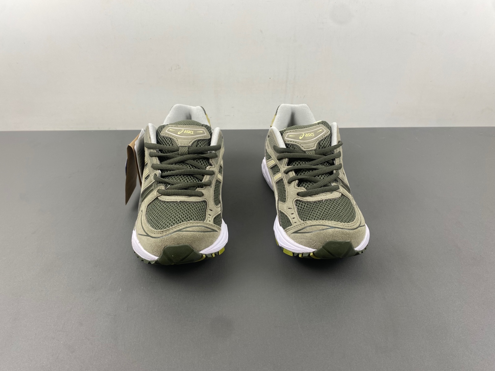 ASICS sneaker