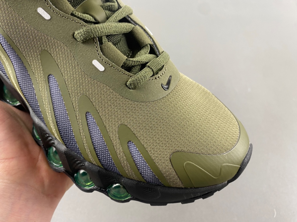 Nike Air Max DN 8